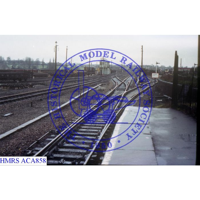 [ACA858] Bury St Edmunds, approach tracks from W at end of Ipswich