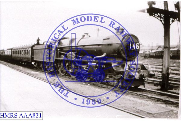 [AAA821] 4-6-0 GW 60xx 6012 King Edward VI on train toplights, Swindon. Locomotive imbibing