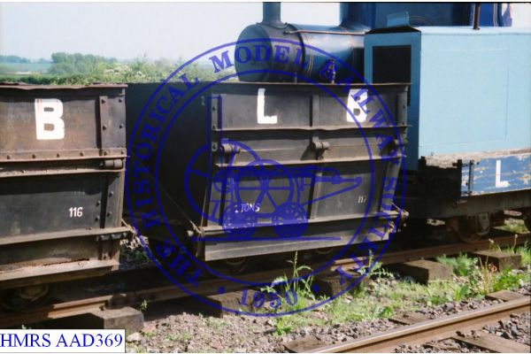 [AAD369] 2T hopper, side discharge, 117