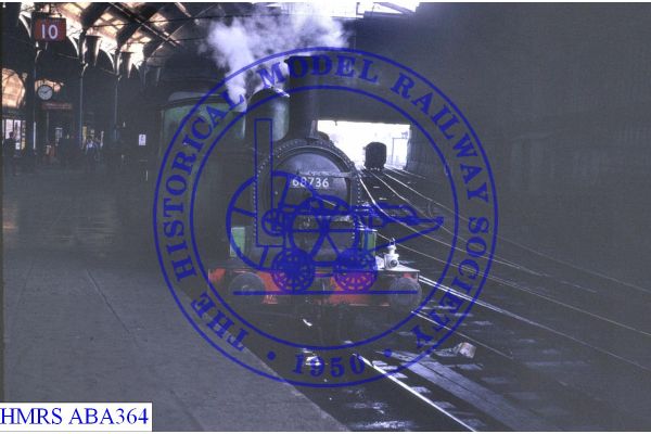 [ABA364] 0-6-0T BR J72 68736 lined apple grn, platform 10 Newcastle Central FHO Difficuleft interior shot