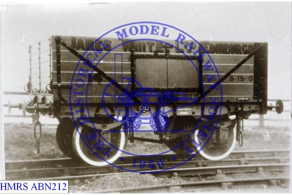 [ABN212] James White (Edinburgh)  8T 5 plank S/2E No.14 [OP] 1899 F3R Disc wheels, wooden solebars.