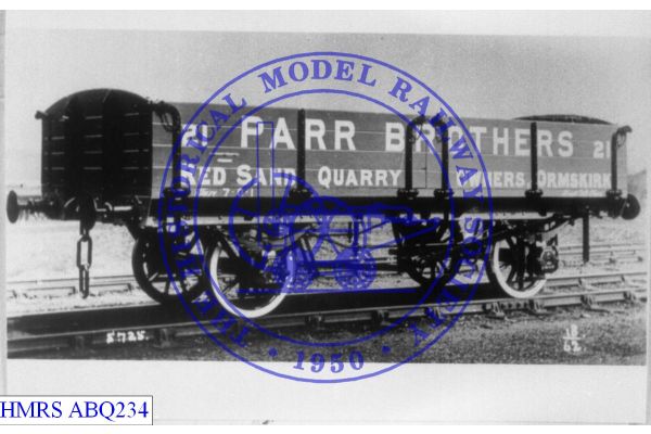 [ABQ234] Parr Brothers (Ormskirk) 20T 4 plank dropside open No.21 [OP] F3R Red Sand Quarry. Elliptical ends w