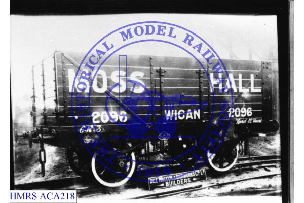 [ACA218] Moss Hall (Wigan) 12T 7 plank S/E/B open 2096 F3R