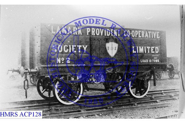 [ACP128] Lanark Provident Co-op Socty 10T 4 plank No. 2 1902 F3R Steel solebars, open spoke wheels.
