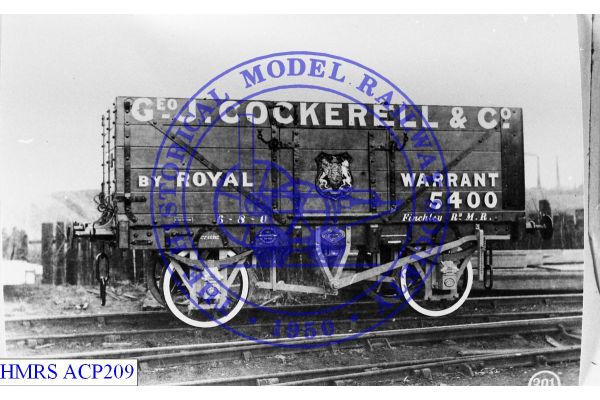 [ACP209] Cockerell G J (Finchley Rd) 10T 5 plank S/E 5400 [OP] 1902 F3R wooden solebars, open spoke wheels.