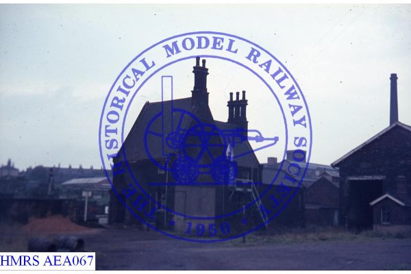 [AEA067] Armley Moor, derelict station building from road old goods shed right xLeeds Bradford & Halifax junc