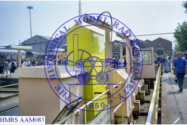 [AAM083] Work's locomotive transverser 250 tonne working load / 30/5 tonne maximum axle load.