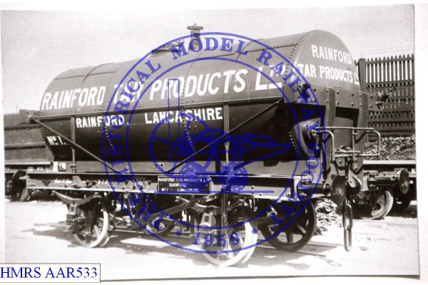 [AAR533] Rainford Tar Products (St Helens) 14T tank No.1. Lettered with name on side and end.