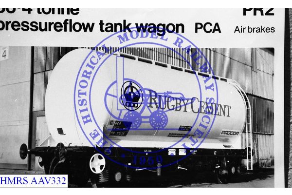 [AAV332] Rugby Cement 36.4T pressure flow tank wagon PR10038. Air Brake. Very light grey body, black solebar/