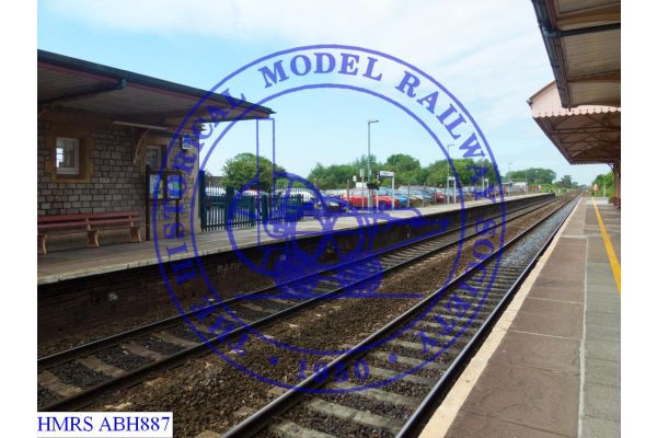 [ABH887] Yatton Station. Large southern half (ie not canopied or footbridge) of platform 1. Taken on platform